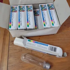 Aquaculture 078742223087 Box Of Twelve Tubular 6 Inch T10 Regular Base 15w/20v Clear Light Bulbs Aquariums