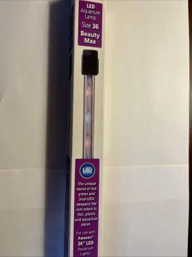 Aqueon 100115678 Aquarium Lamp Beauty Max Size 36