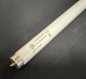 Ge Lighting 33-640 F30w/33-640 36 Inch 4100k T8 Linear Fluorescent Light Bulb