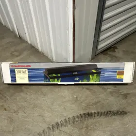 Marineland 26364 T8 Fluorescent Strip Light Daylight Spectrum 36 Inch Aquarium