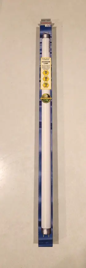 Marineland Eclipse 047431900677 T8 Daylight Fluorescent Aquarium Lamp 15 Watts 18 Inch Long Free Ship