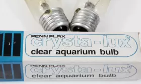 Penn Plax Crysta-lux Cc-40 Crysta-lux Clear Aquarium Bulbs Set Of 2 Nos 1977 Tested And Working 40w / 120v