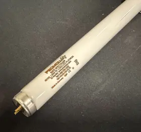 Promolux L30wt8 L30wt8/platinum 40103 - 30w T8 36 Inch Display Case Fluorescent Light Bulb
